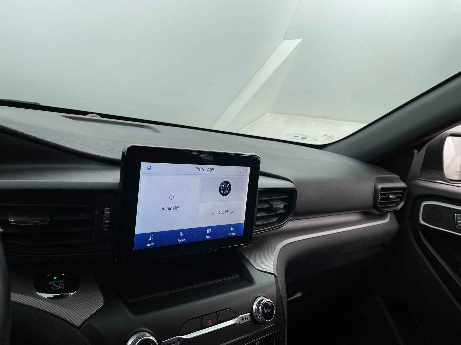 Thumbnail: 2020 Ford Explorer - 4