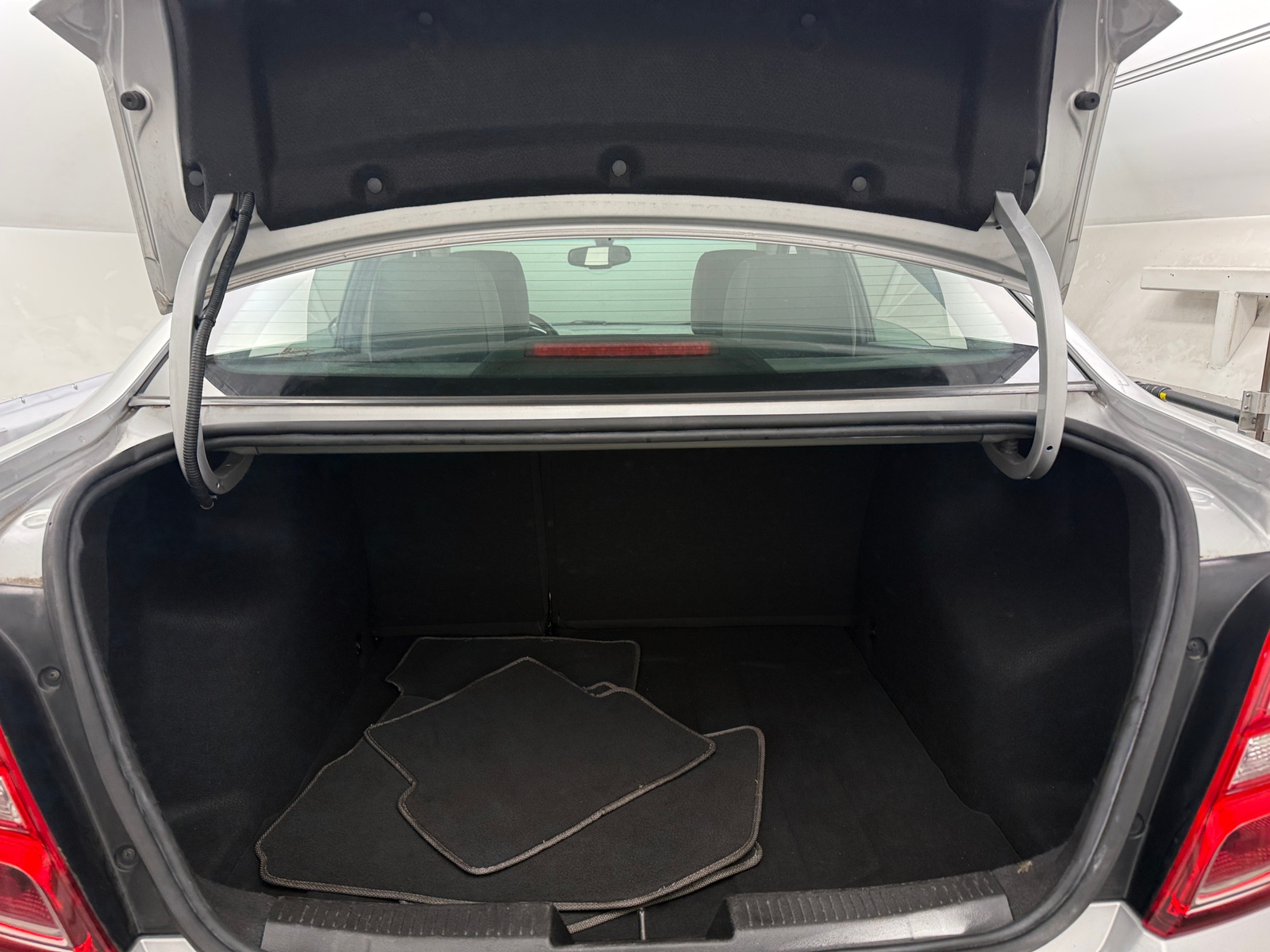 Thumbnail: 2020 Chevrolet Sonic - 6