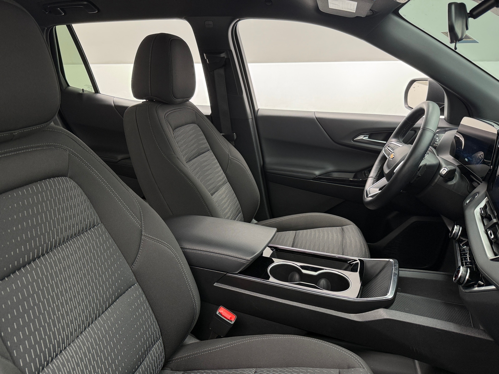 Thumbnail: 2025 Chevrolet Equinox - 2