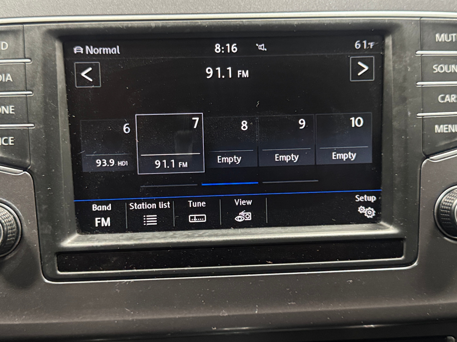 Thumbnail: 2017 Volkswagen Golf - 3