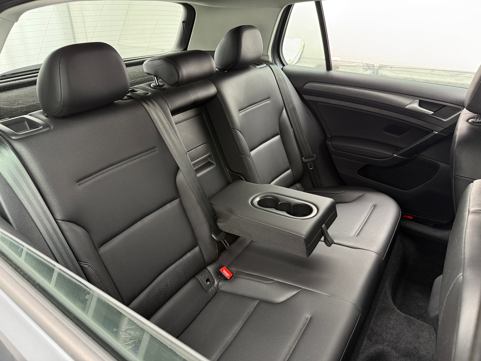 Thumbnail: 2020 Volkswagen Golf - 5