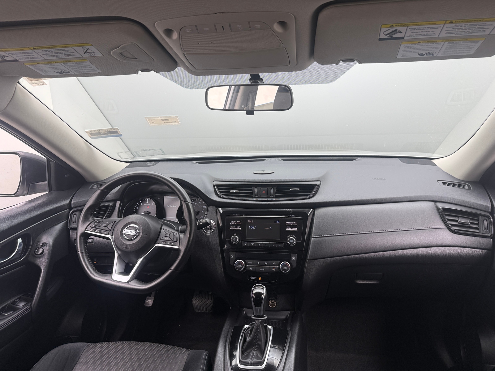 Thumbnail: 2017 Nissan Rogue - 3