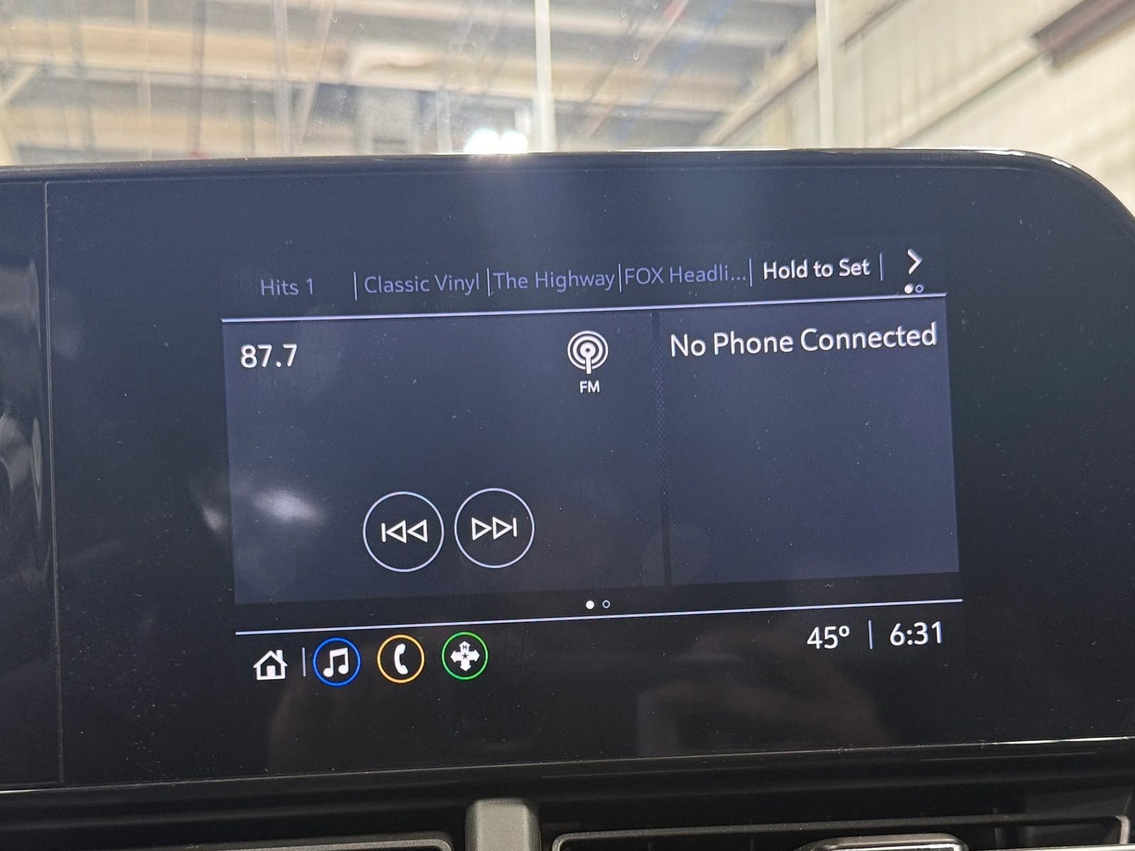 Thumbnail: 2025 Chevrolet Trax - 4