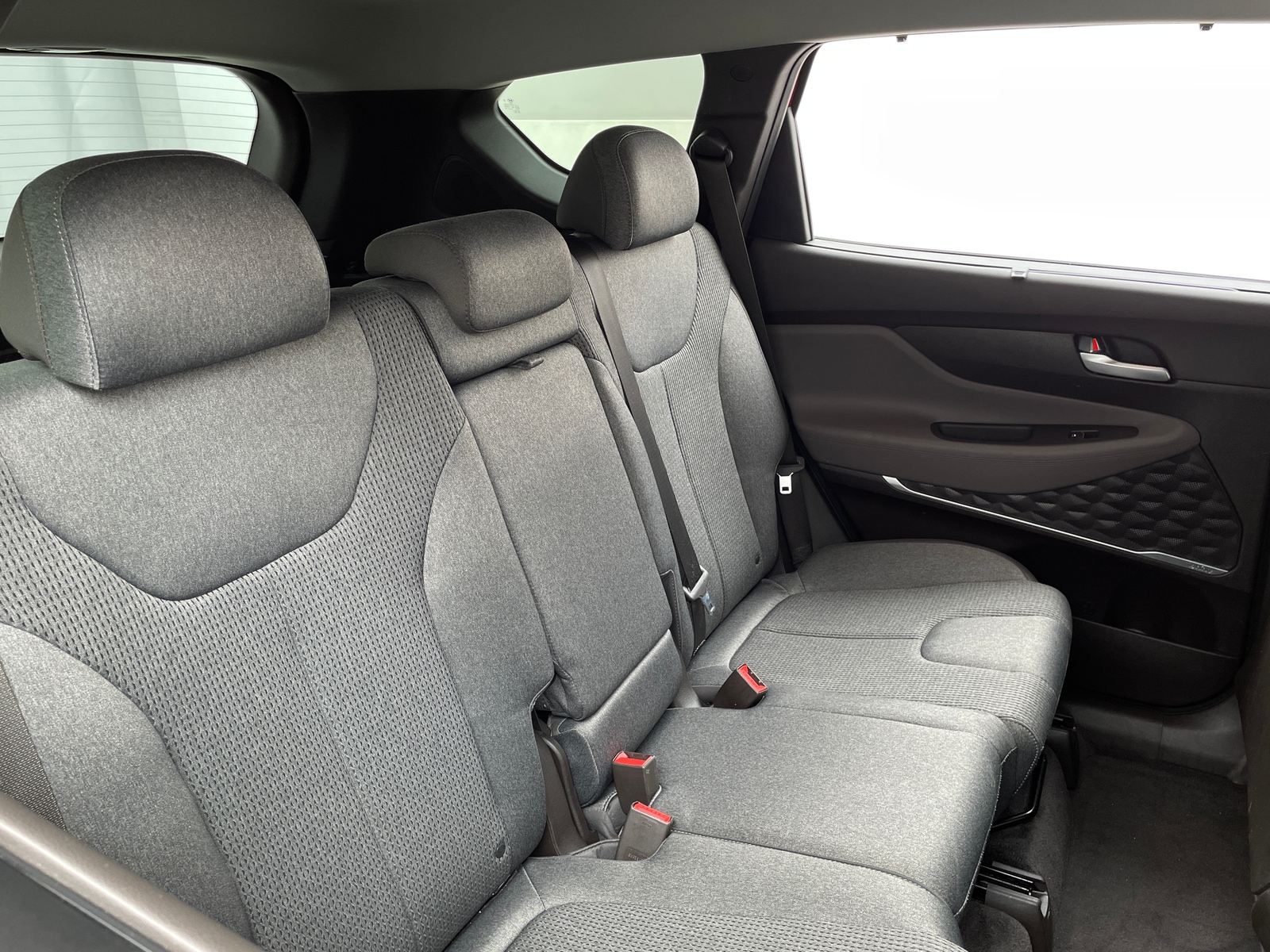 Thumbnail: 2019 Hyundai Santa Fe - 6