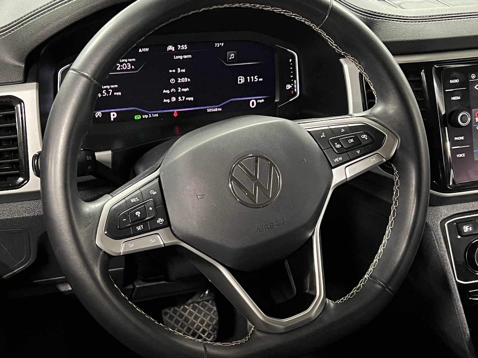 Thumbnail: 2022 Volkswagen Atlas - 4