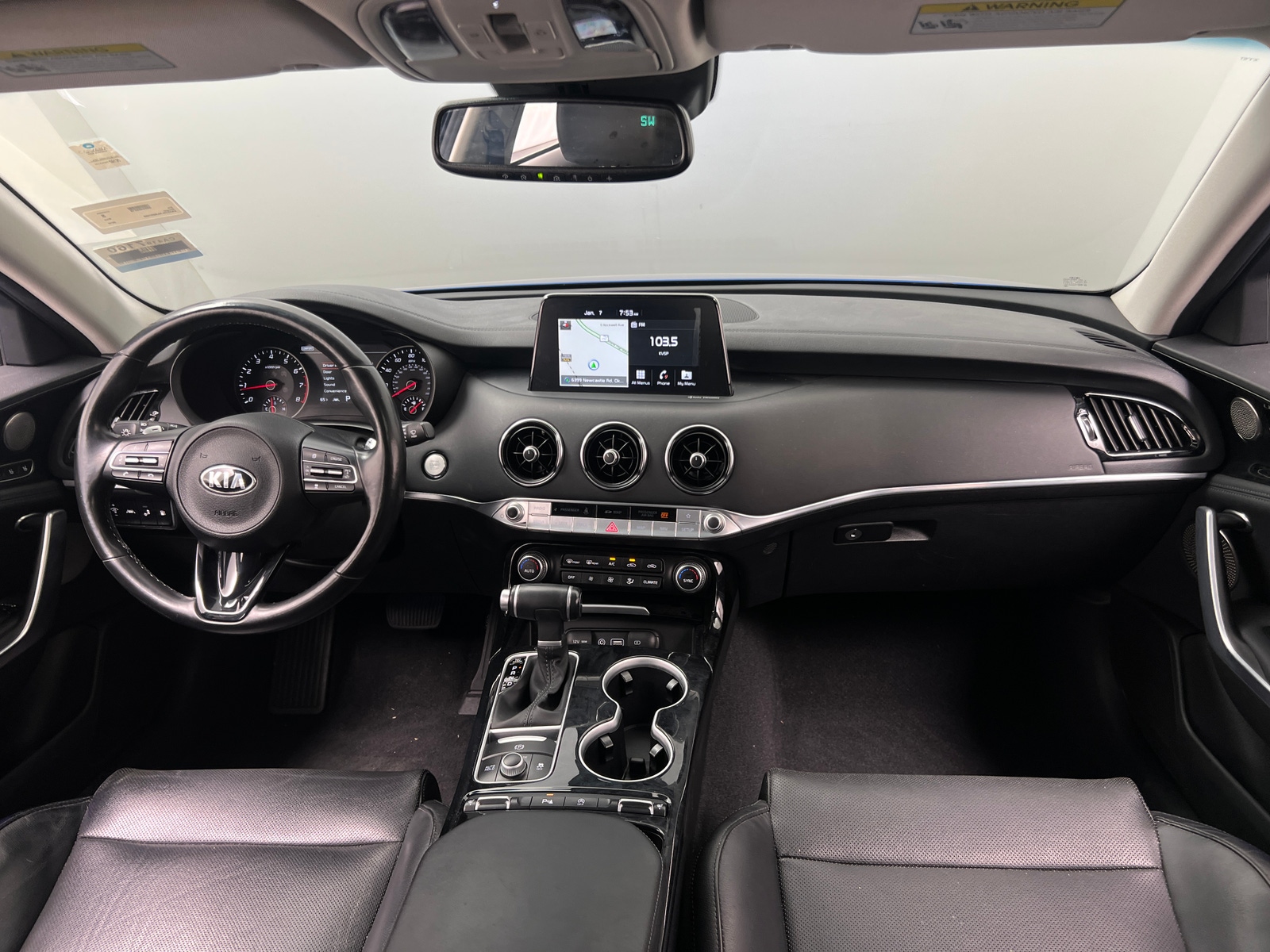 Thumbnail: 2018 Kia Stinger - 2