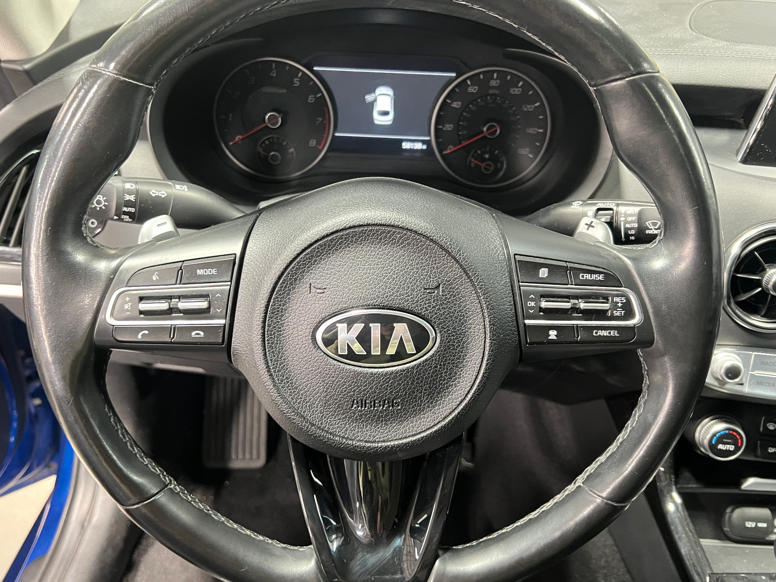 Thumbnail: 2018 Kia Stinger - 4