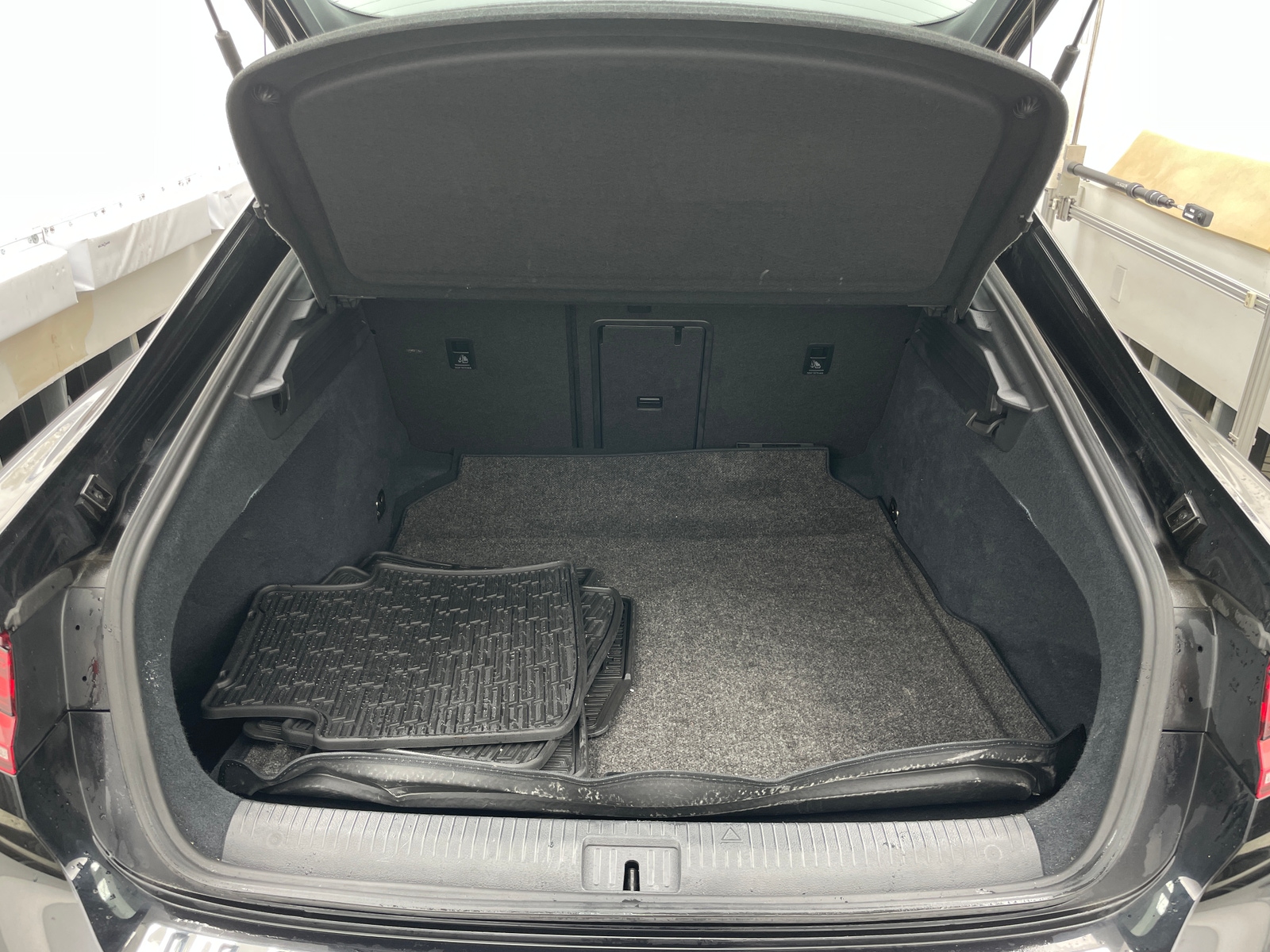 Thumbnail: 2022 Volkswagen Arteon - 6