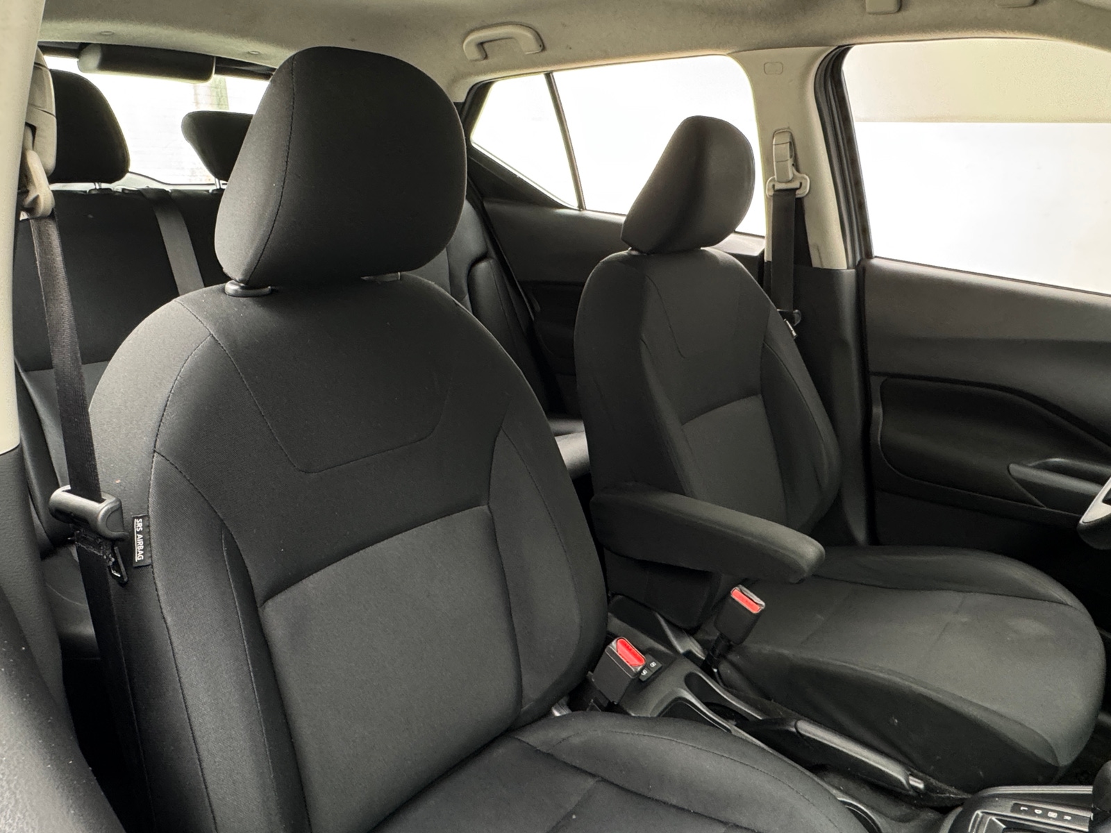 Thumbnail: 2023 Nissan Kicks - 2