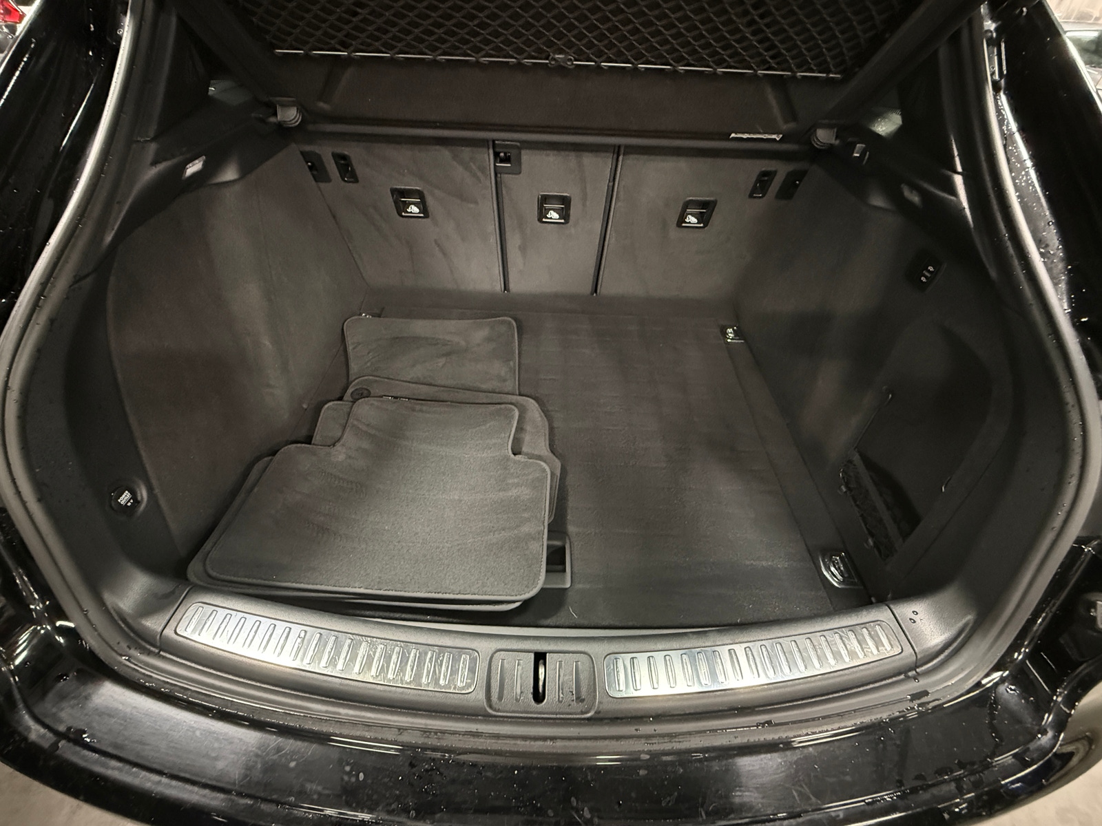 Thumbnail: 2016 Porsche Macan - 6