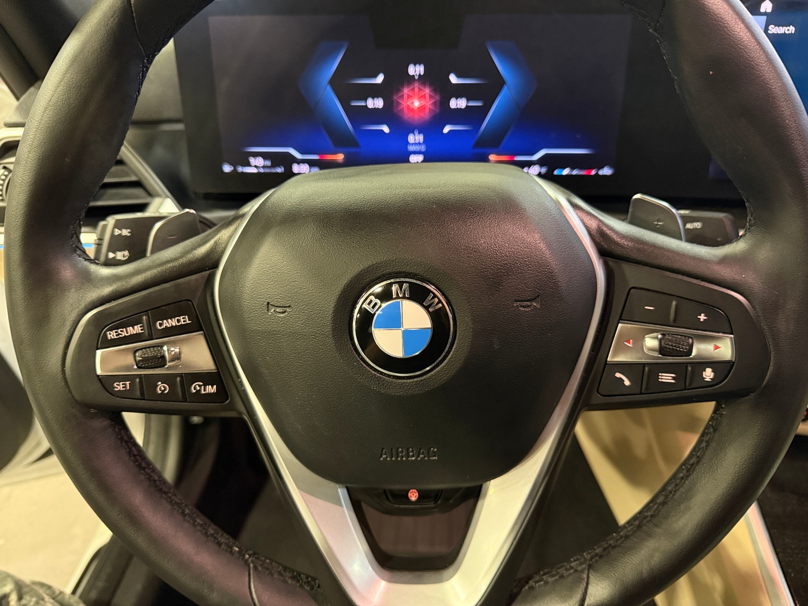 Thumbnail: 2023 BMW 3 Series - 4