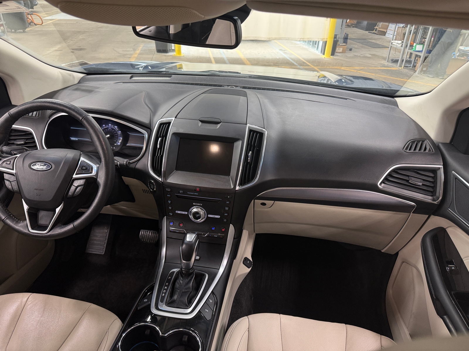 Thumbnail: 2018 Ford Edge - 3