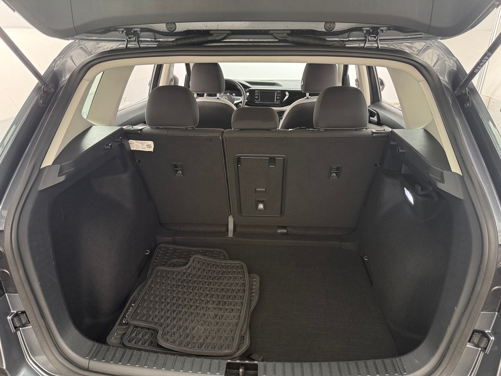 Thumbnail: 2024 Volkswagen Taos - 6