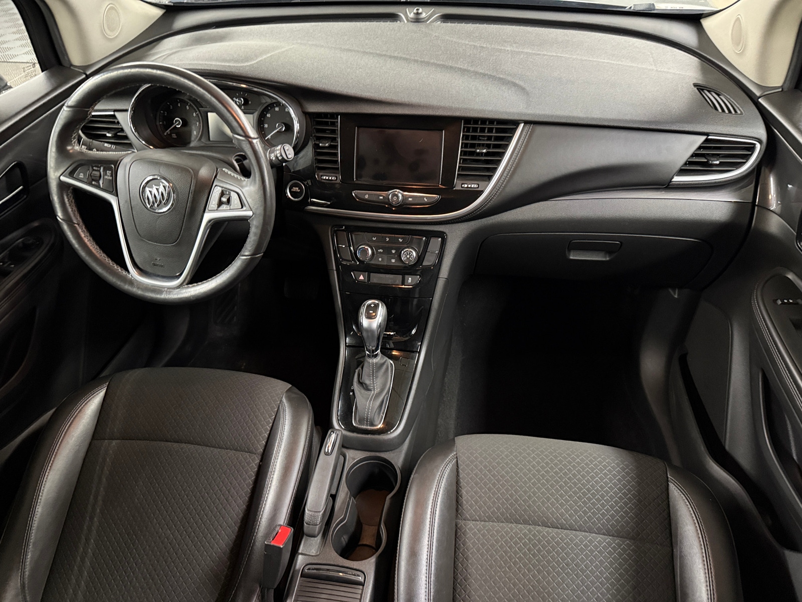 Thumbnail: 2022 Buick Encore - 3