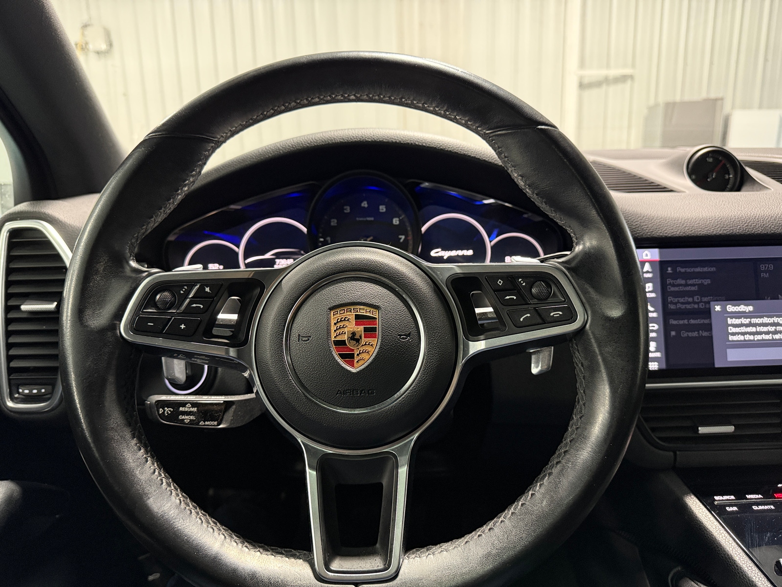 Thumbnail: 2020 Porsche Cayenne - 4