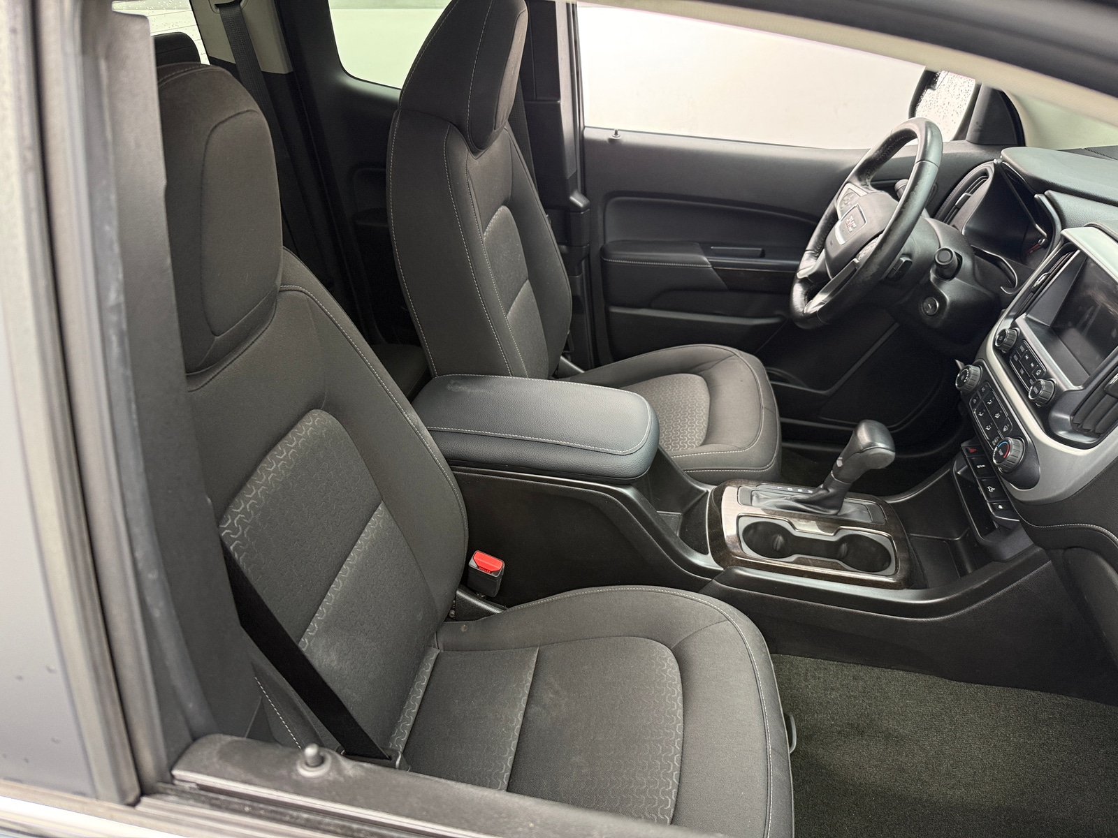 Thumbnail: 2017 GMC Canyon - 2