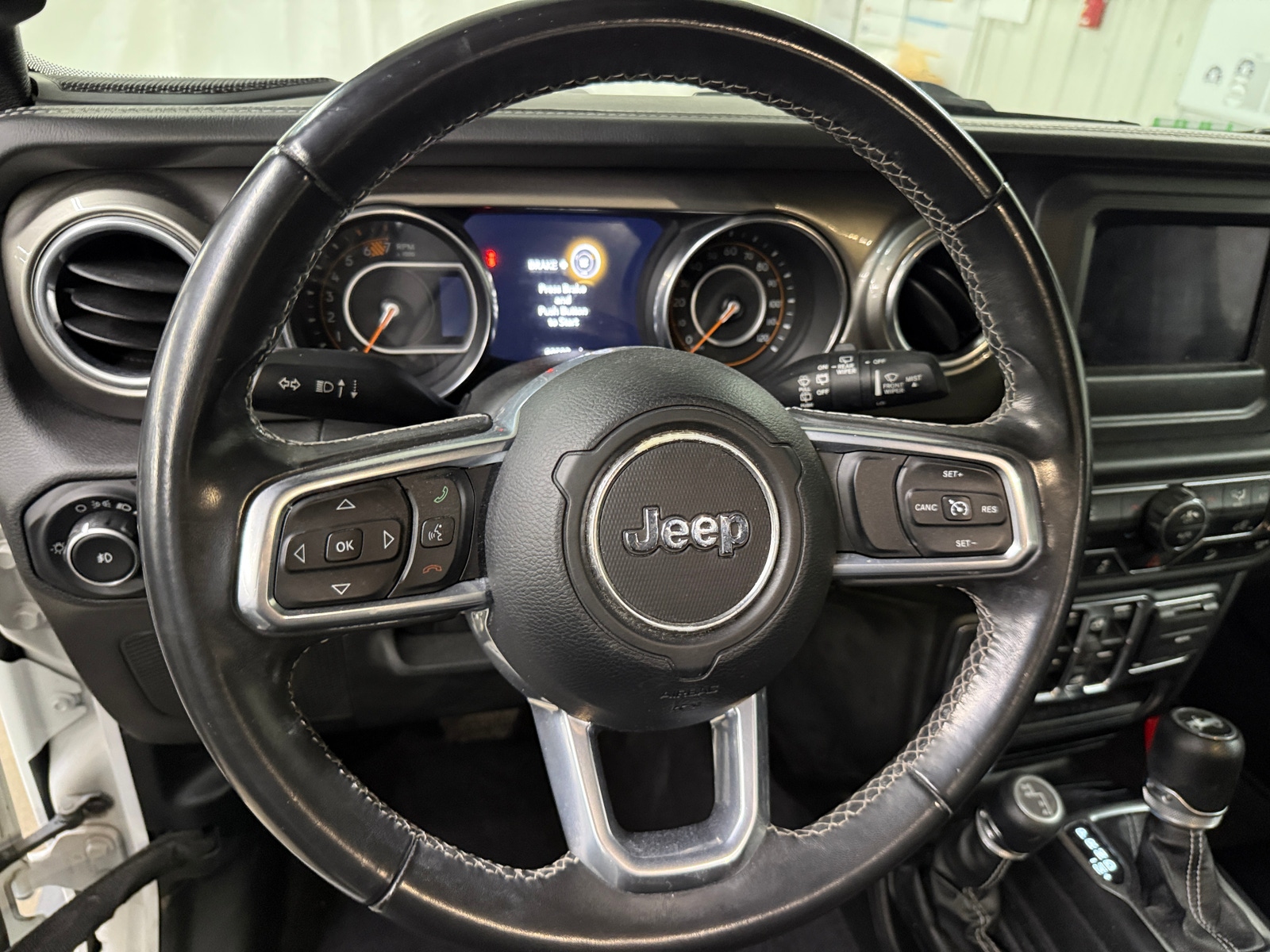 Thumbnail: 2019 Jeep Wrangler - 5