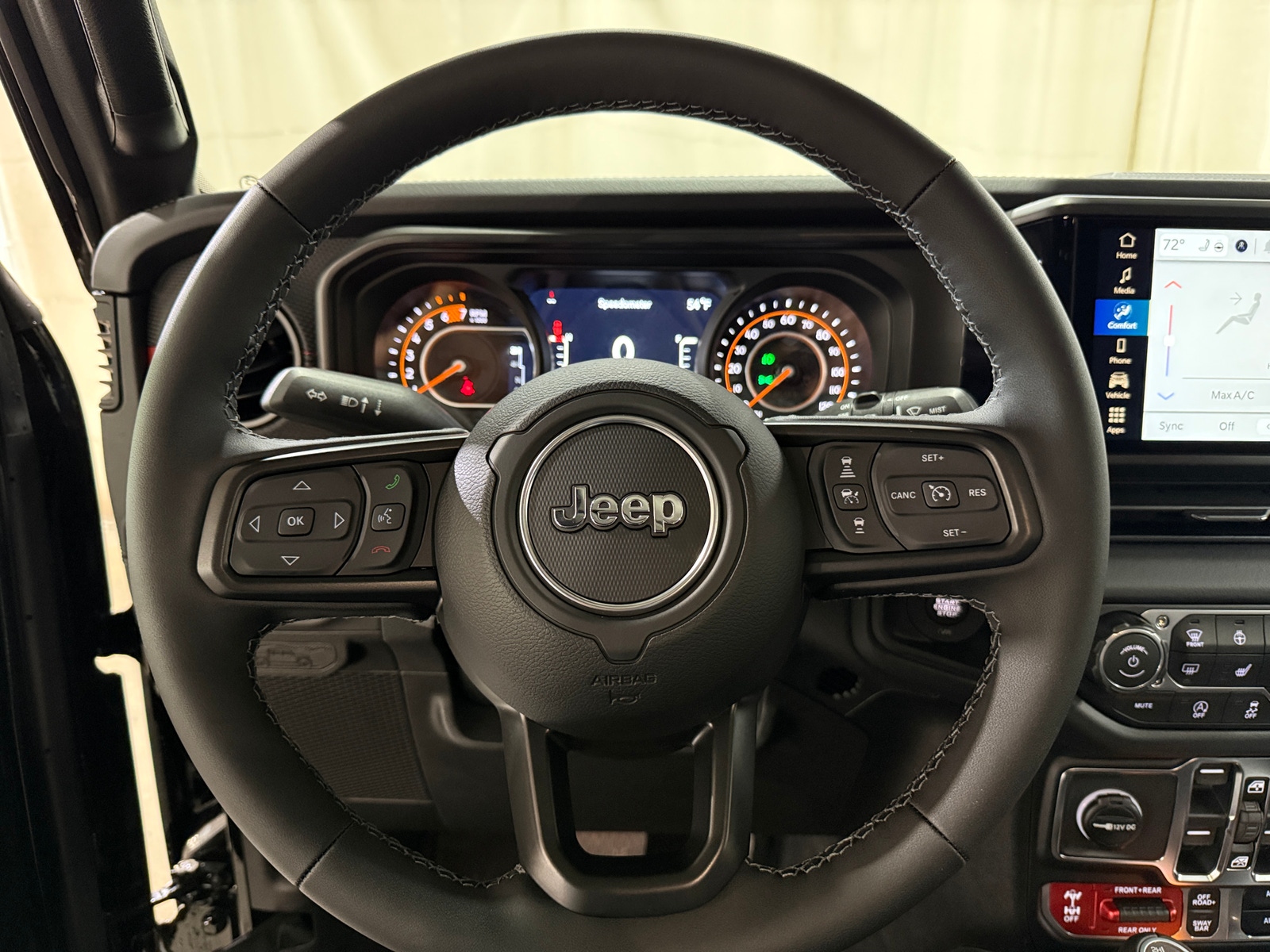 Thumbnail: 2026 Jeep Wrangler - 5