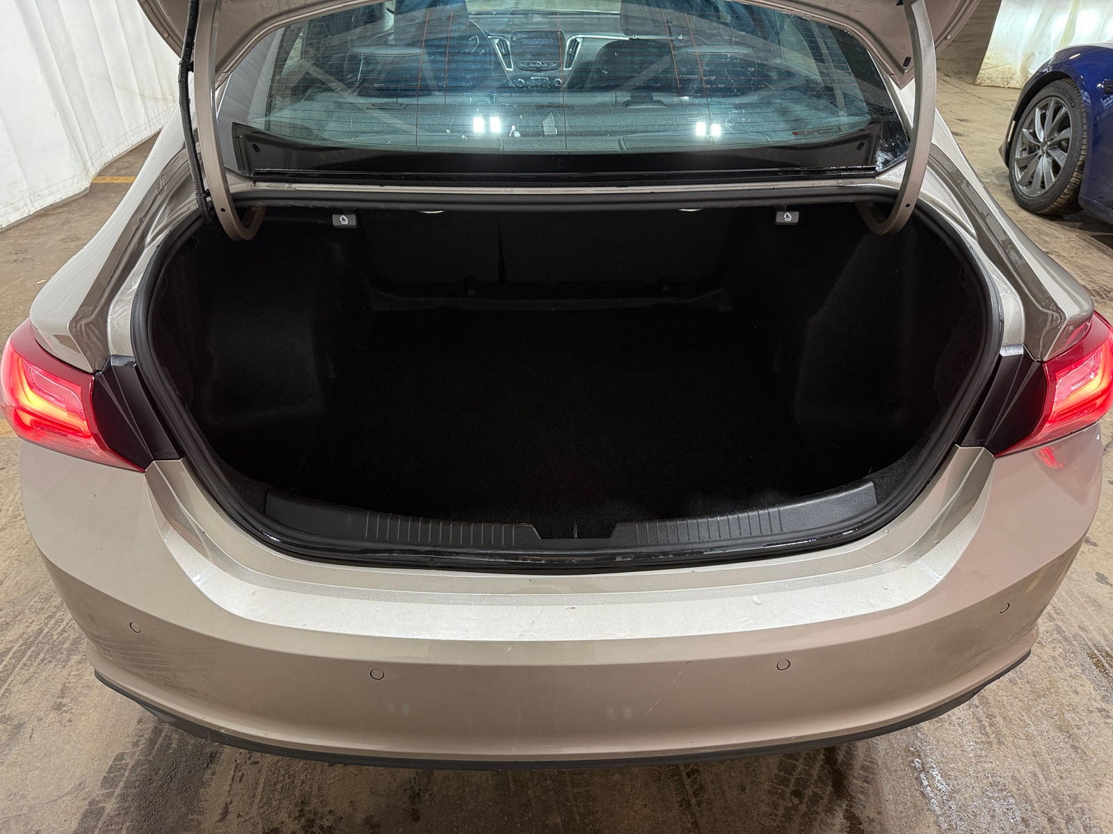 Thumbnail: 2024 Chevrolet Malibu - 6