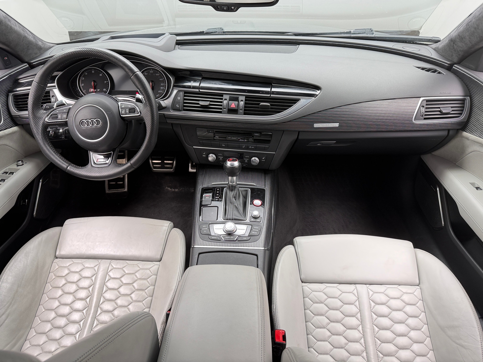 Thumbnail: 2016 Audi RS 7 - 2