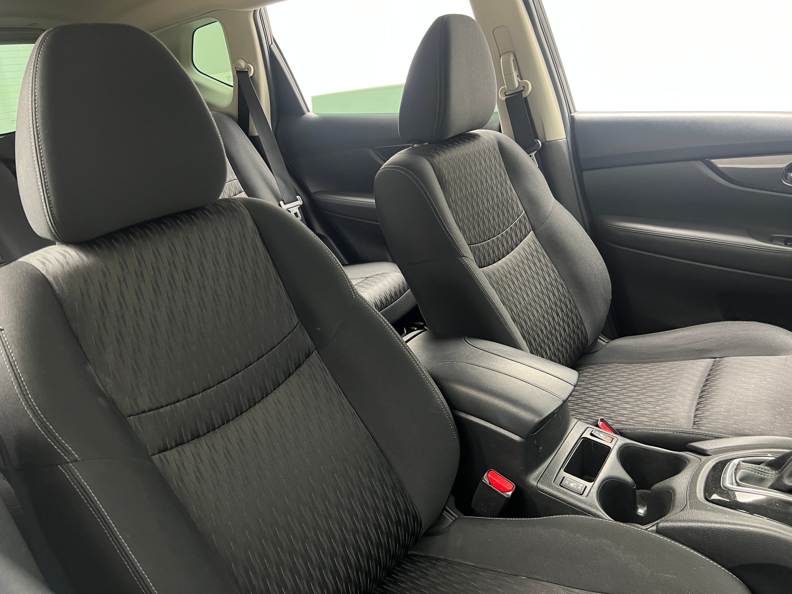 Thumbnail: 2018 Nissan Rogue - 2