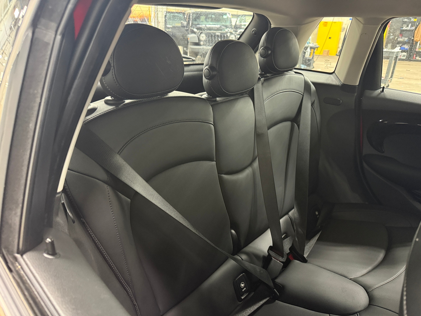 Thumbnail: 2021 MINI Cooper Hardtop - 5