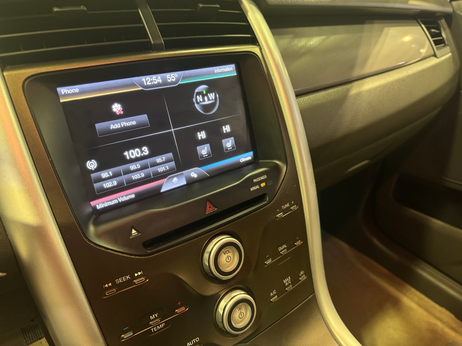 Thumbnail: 2011 Ford Edge - 3