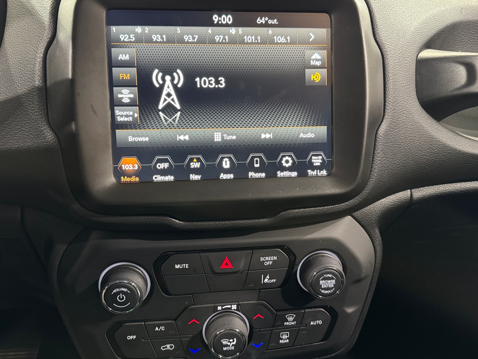 Thumbnail: 2023 Jeep Renegade - 4