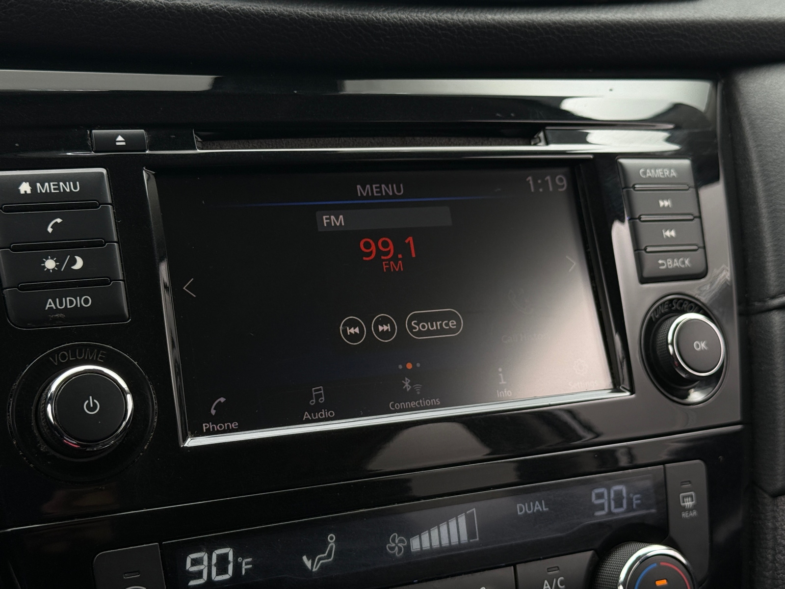 Thumbnail: 2019 Nissan Rogue - 4