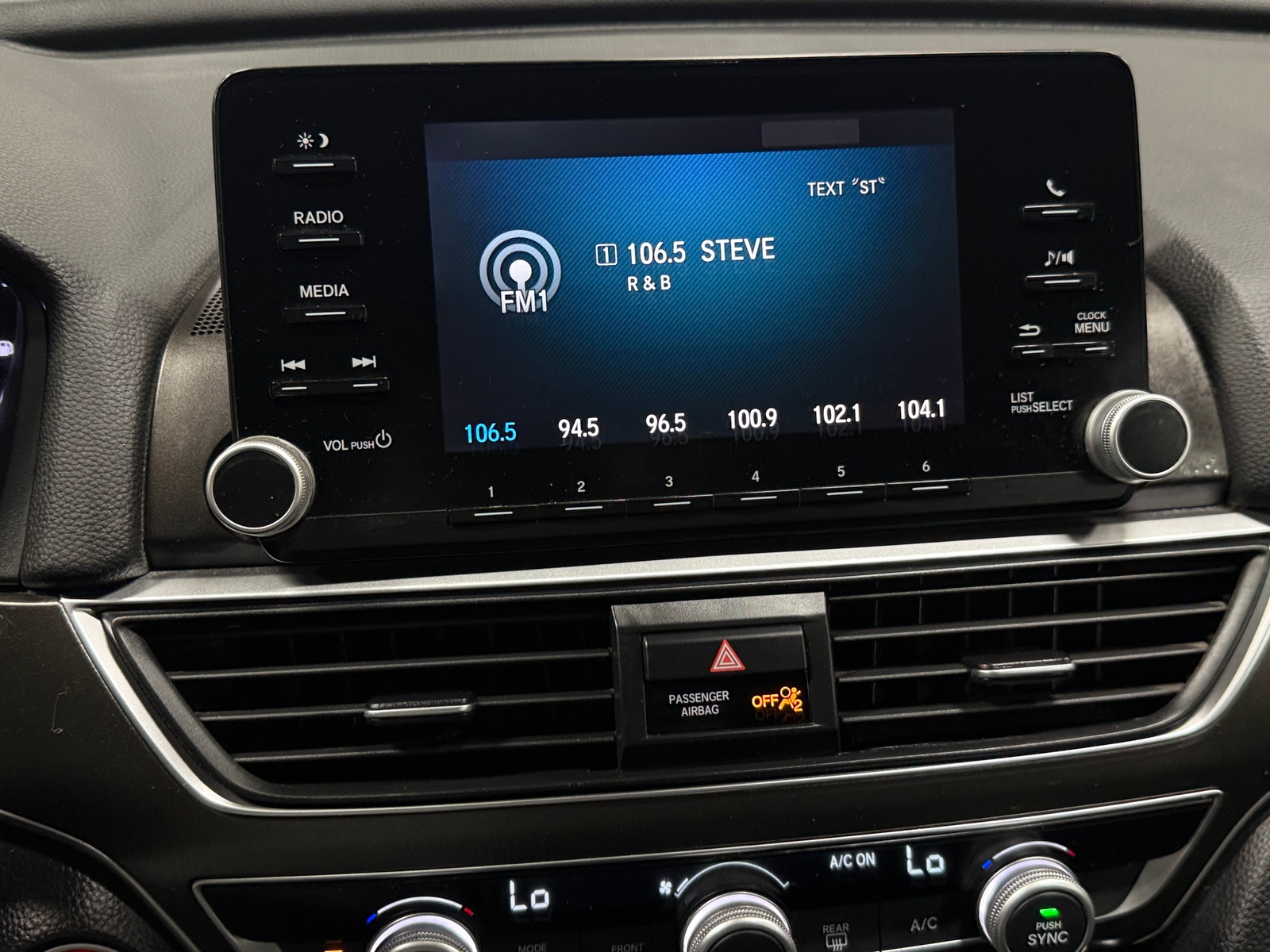 Thumbnail: 2019 Honda Accord - 4