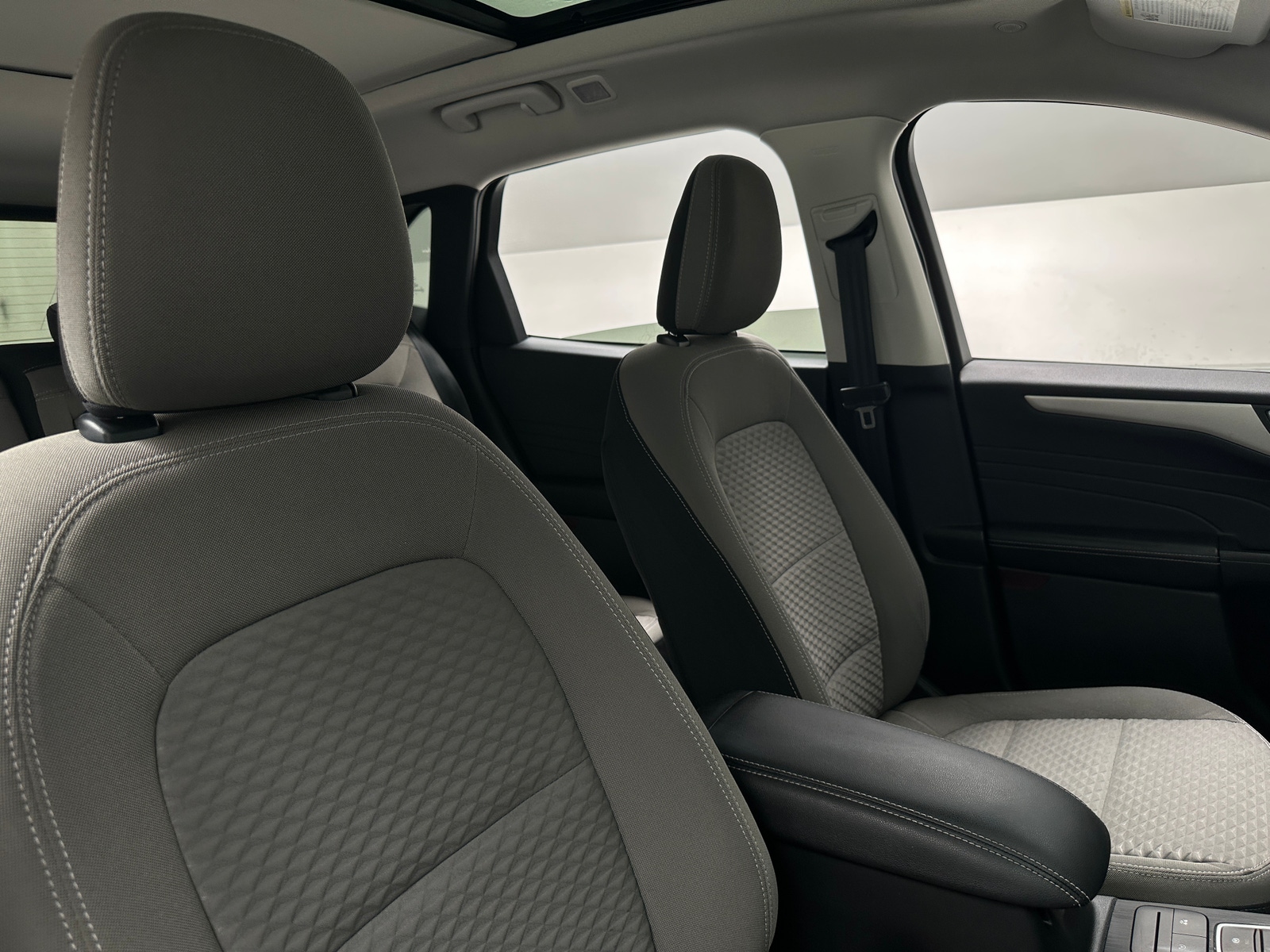 Thumbnail: 2021 Ford Escape - 2