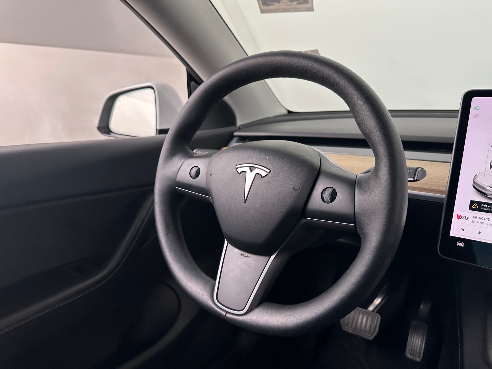 Thumbnail: 2022 Tesla Model Y - 4