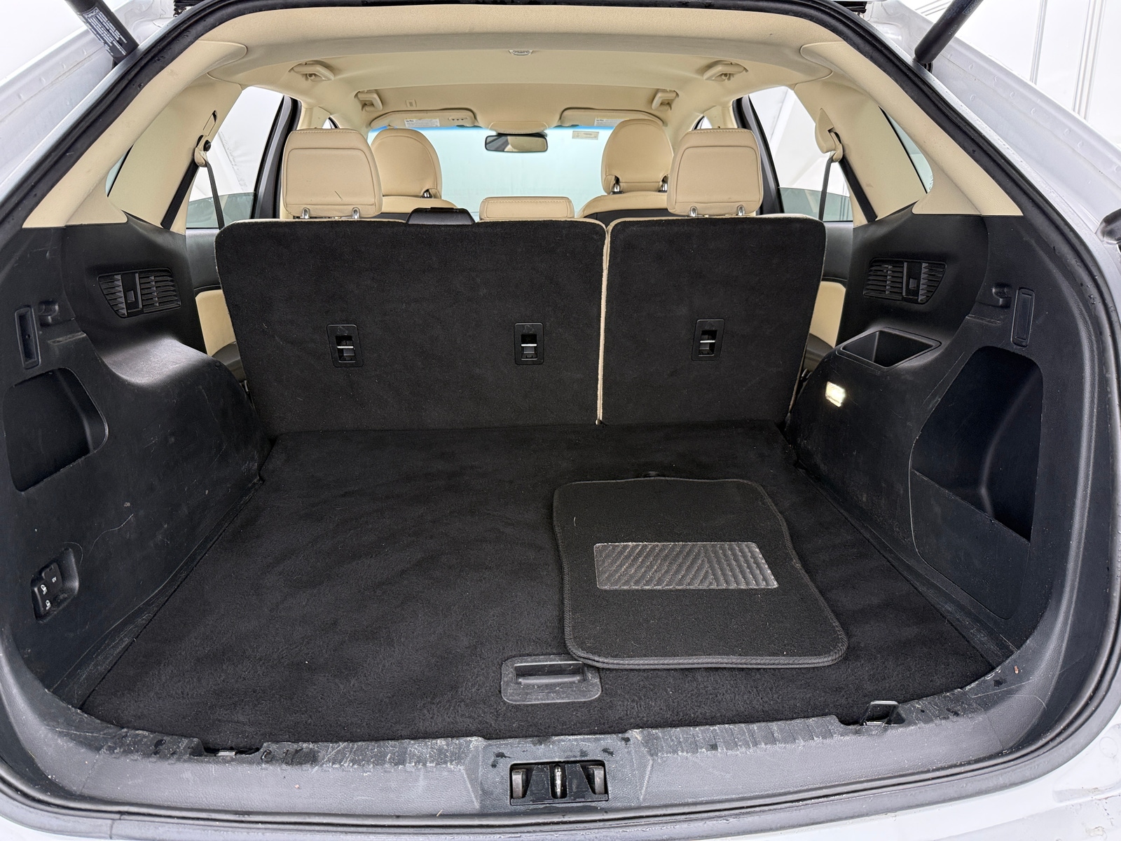 Thumbnail: 2019 Ford Edge - 7