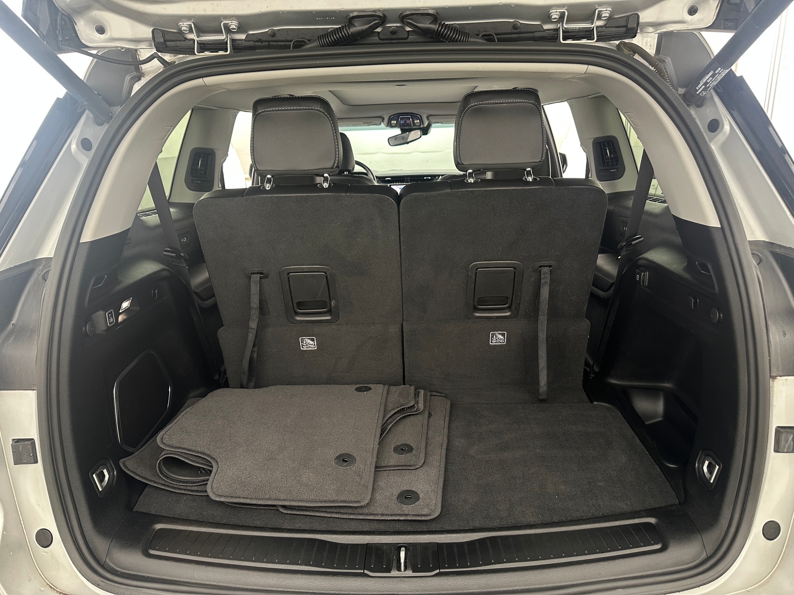 Thumbnail: 2022 Jeep Grand Cherokee L - 6