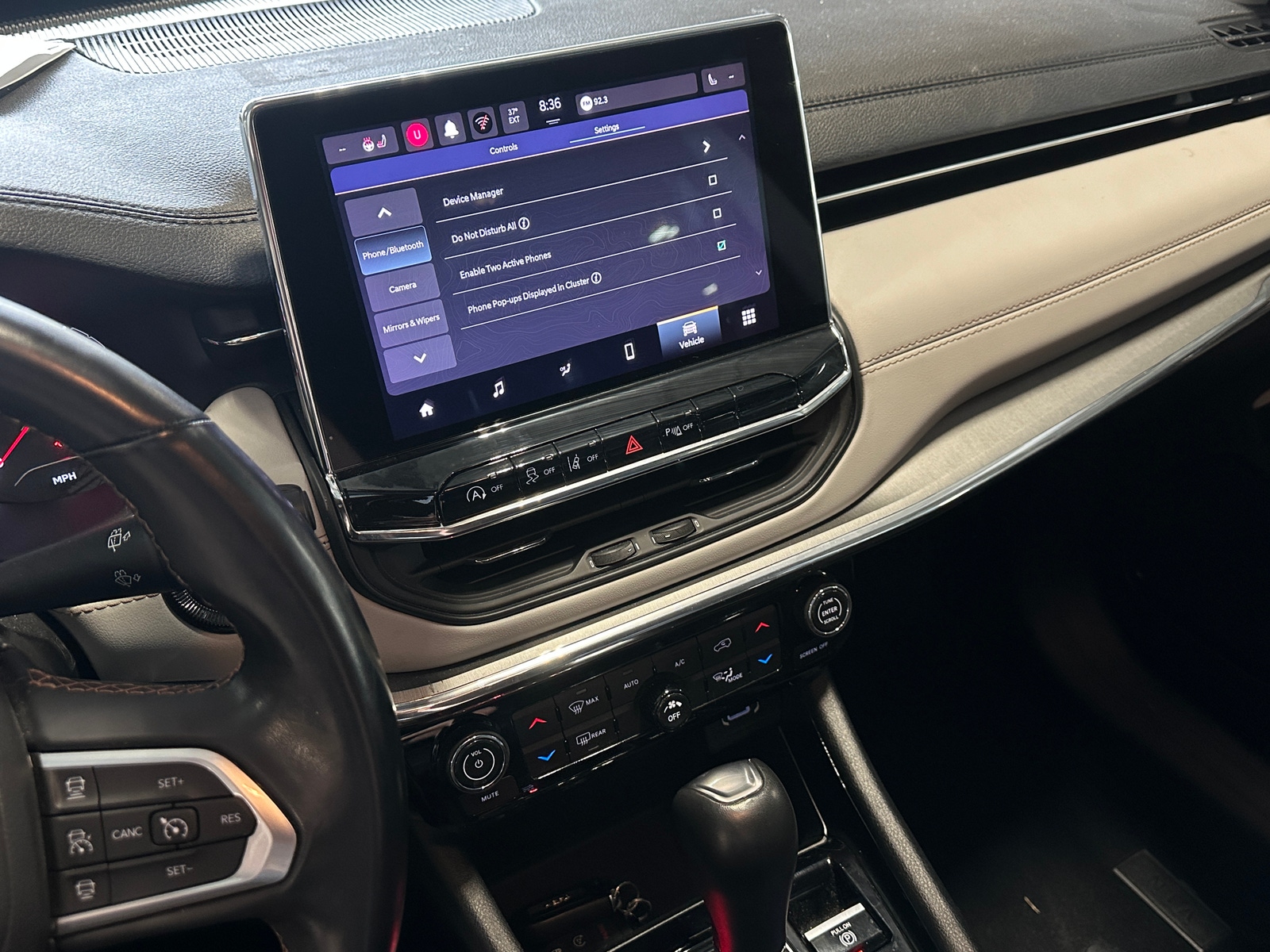 Thumbnail: 2022 Jeep Compass - 3