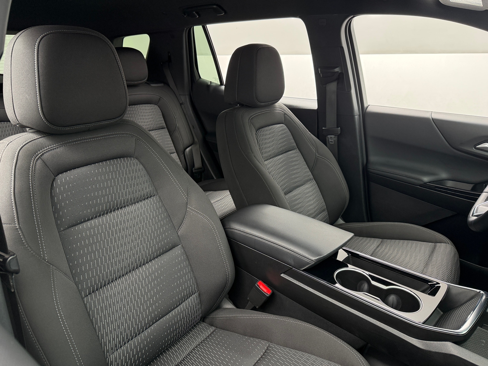 Thumbnail: 2025 Chevrolet Equinox - 2