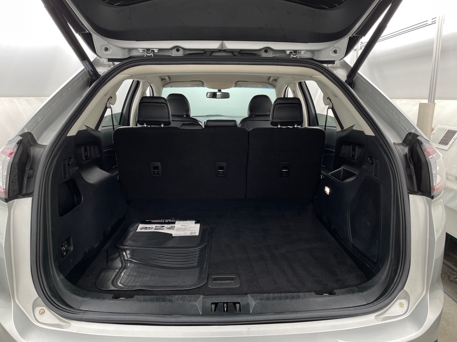 Thumbnail: 2018 Ford Edge - 6