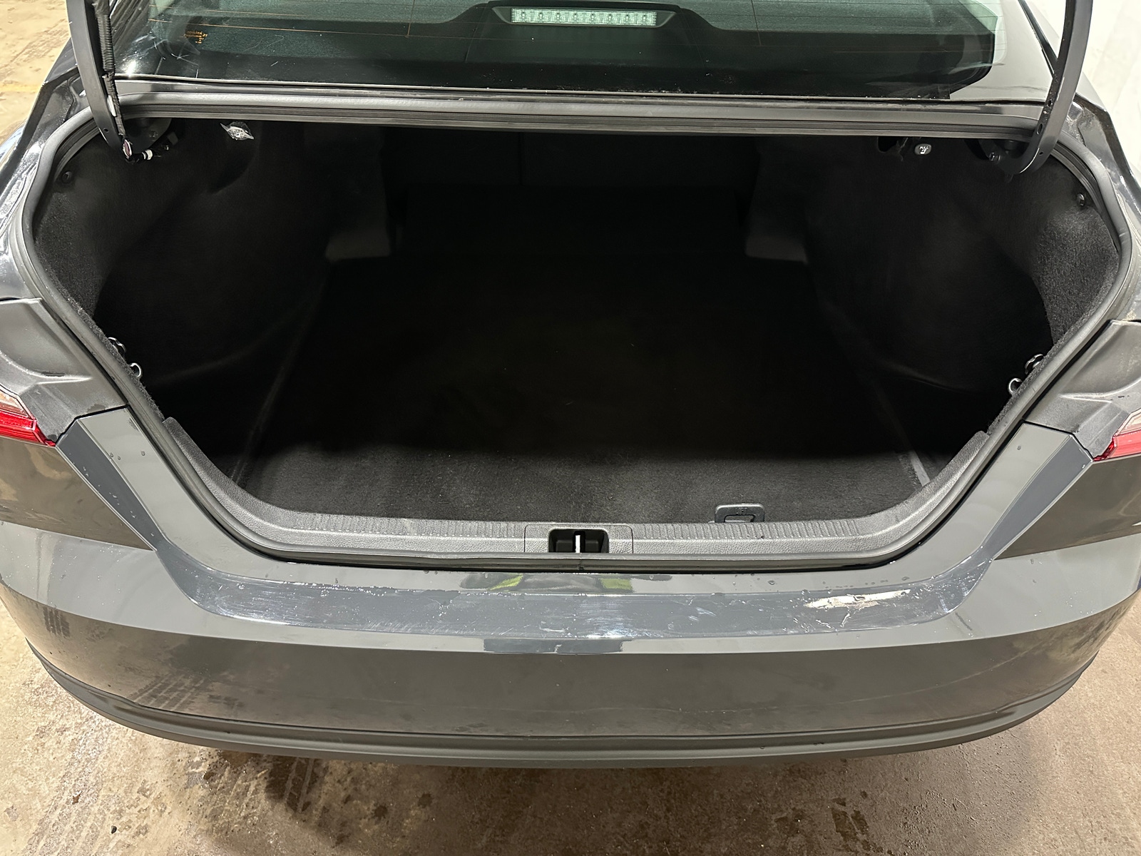 Thumbnail: 2025 Toyota Camry - 7