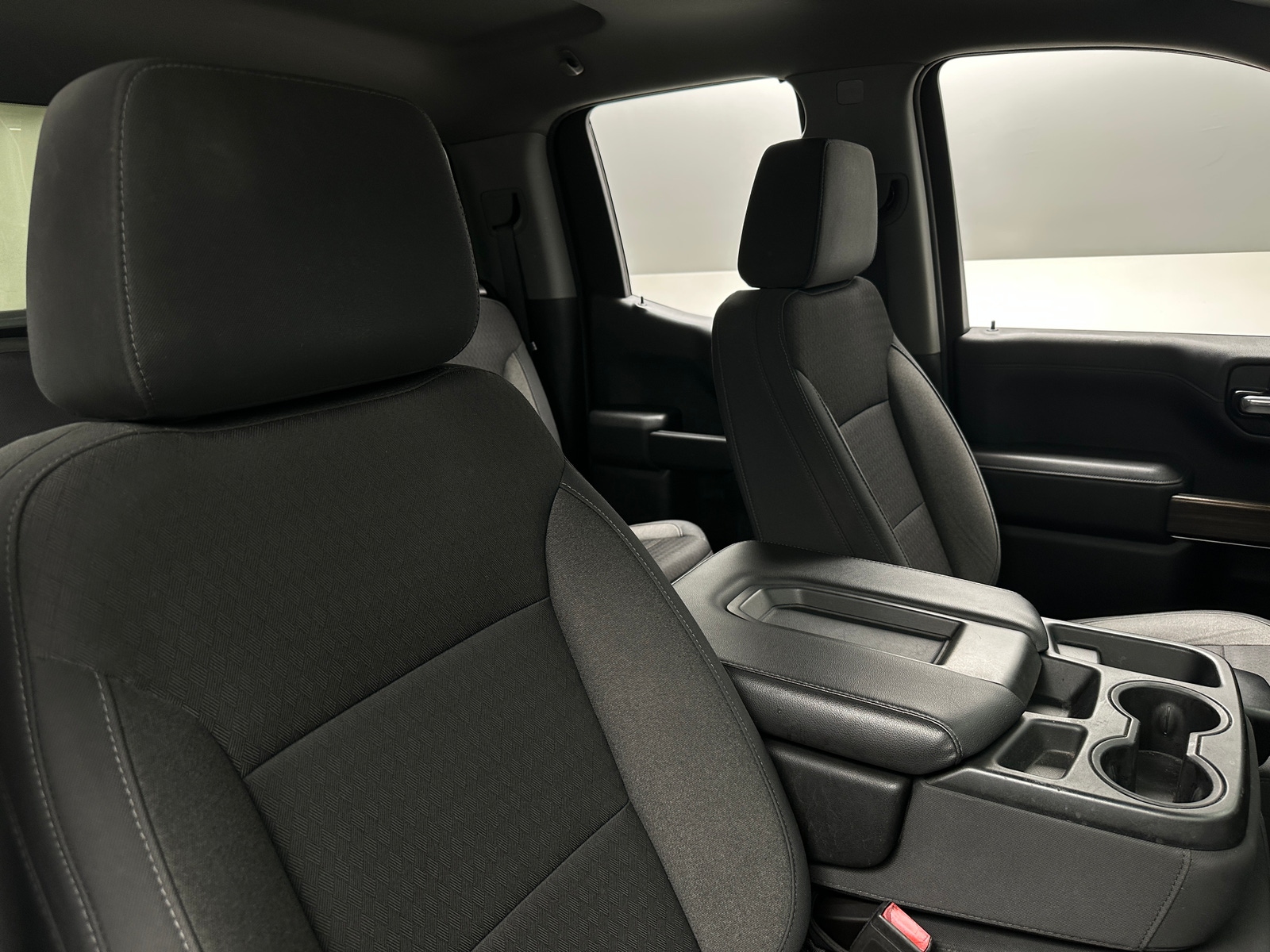 Thumbnail: 2020 Chevrolet Silverado 1500 - 2