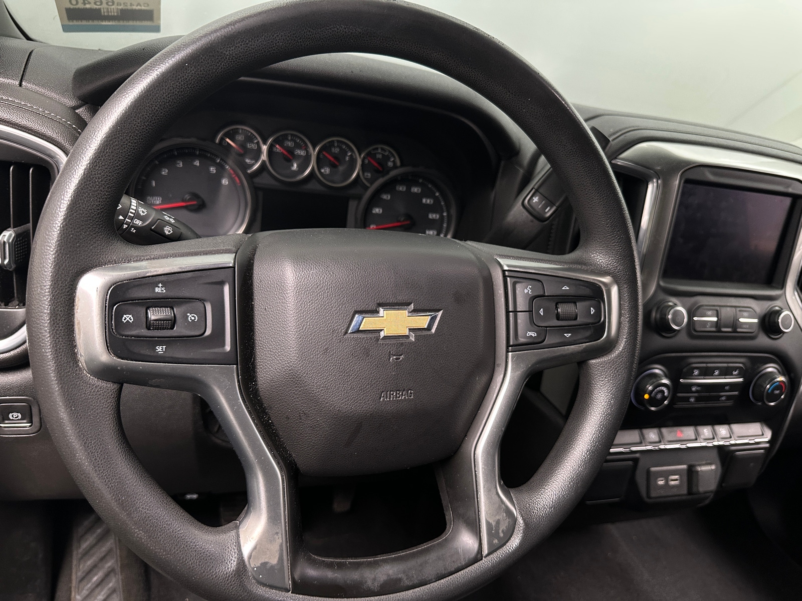Thumbnail: 2020 Chevrolet Silverado 1500 - 5