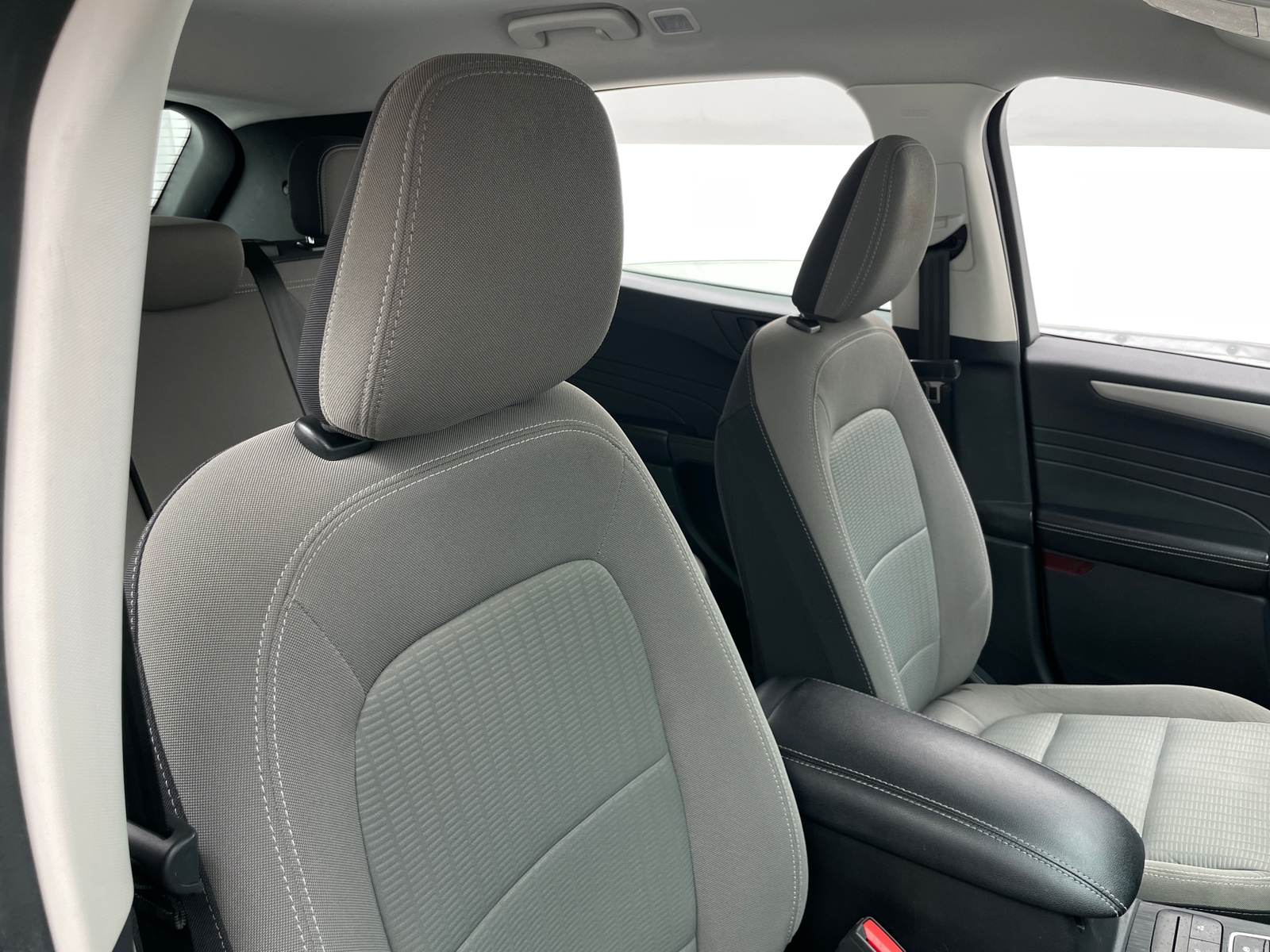 Thumbnail: 2022 Ford Escape - 2