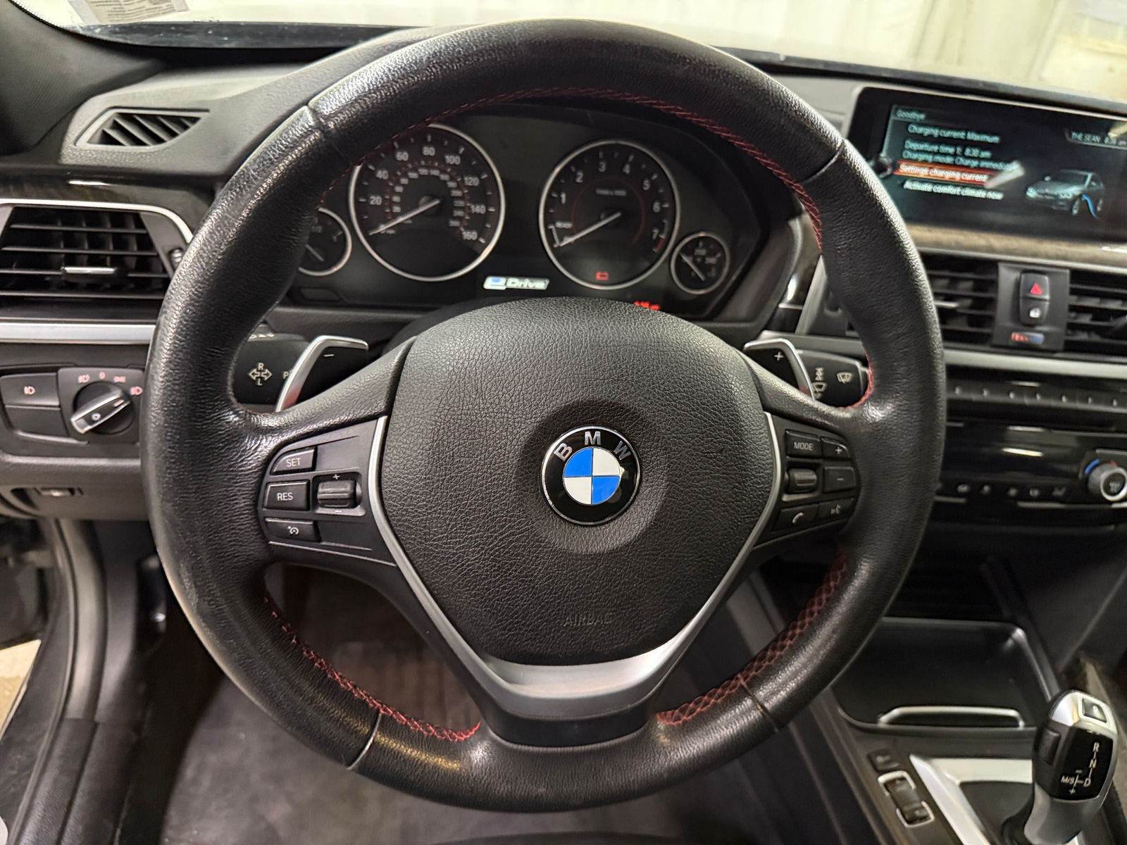 Thumbnail: 2017 BMW 3 Series - 4