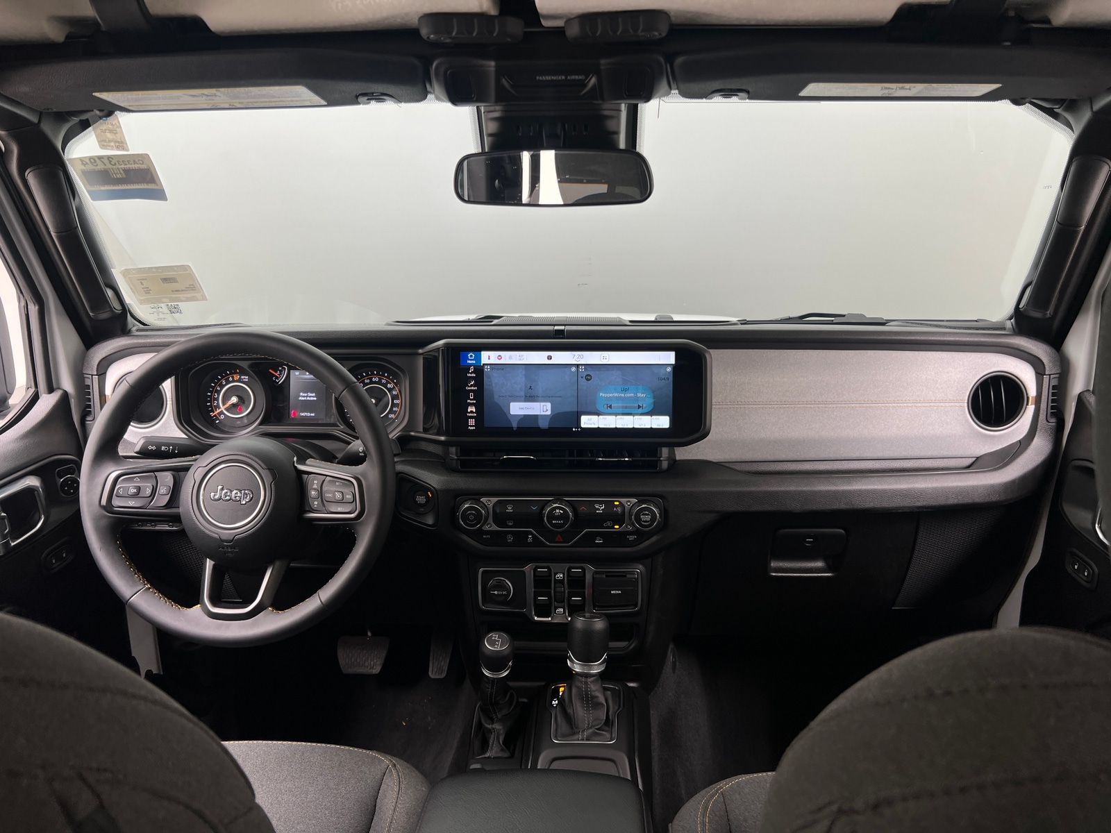 Thumbnail: 2025 Jeep Gladiator - 3
