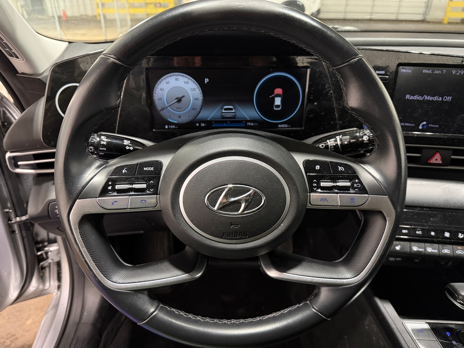 Thumbnail: 2022 Hyundai Elantra - 5