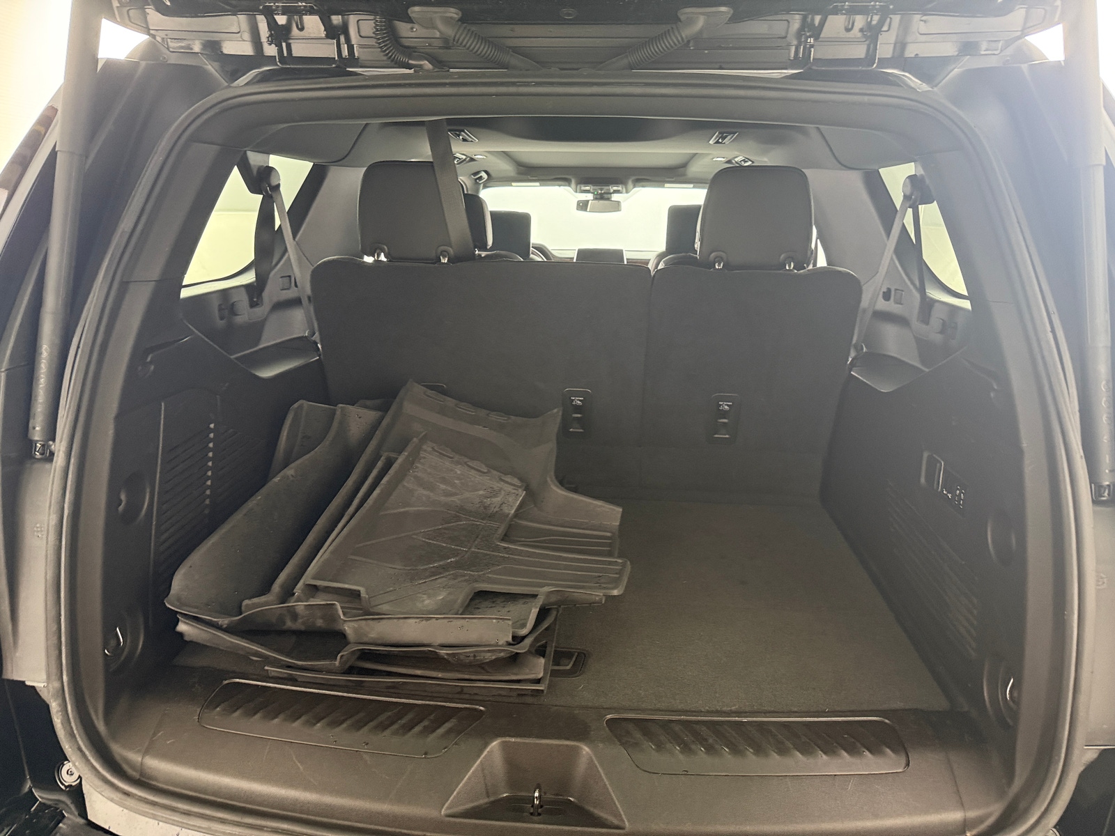 Thumbnail: 2021 Chevrolet Suburban - 6