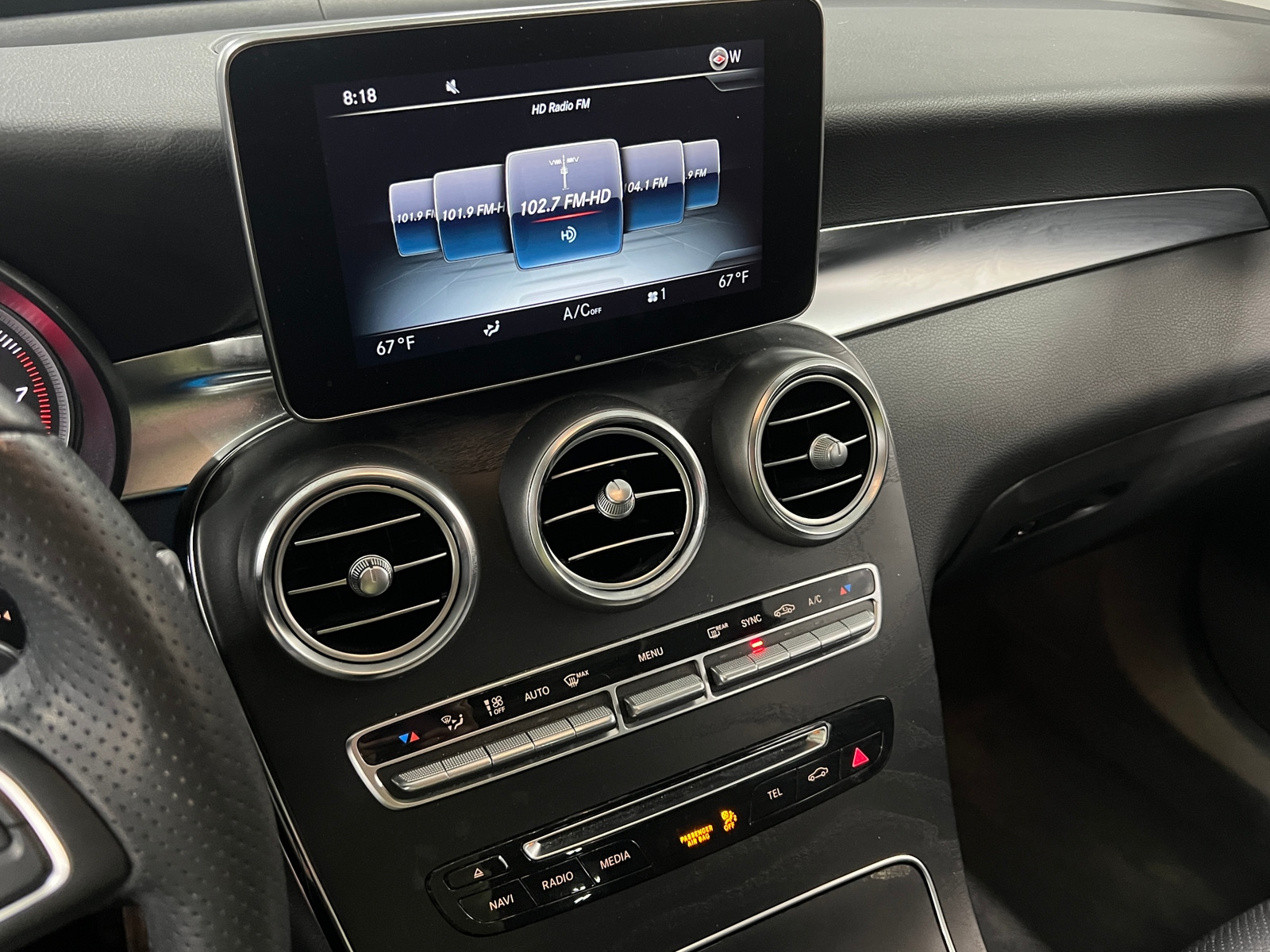 Thumbnail: 2017 Mercedes-Benz GLC - 3