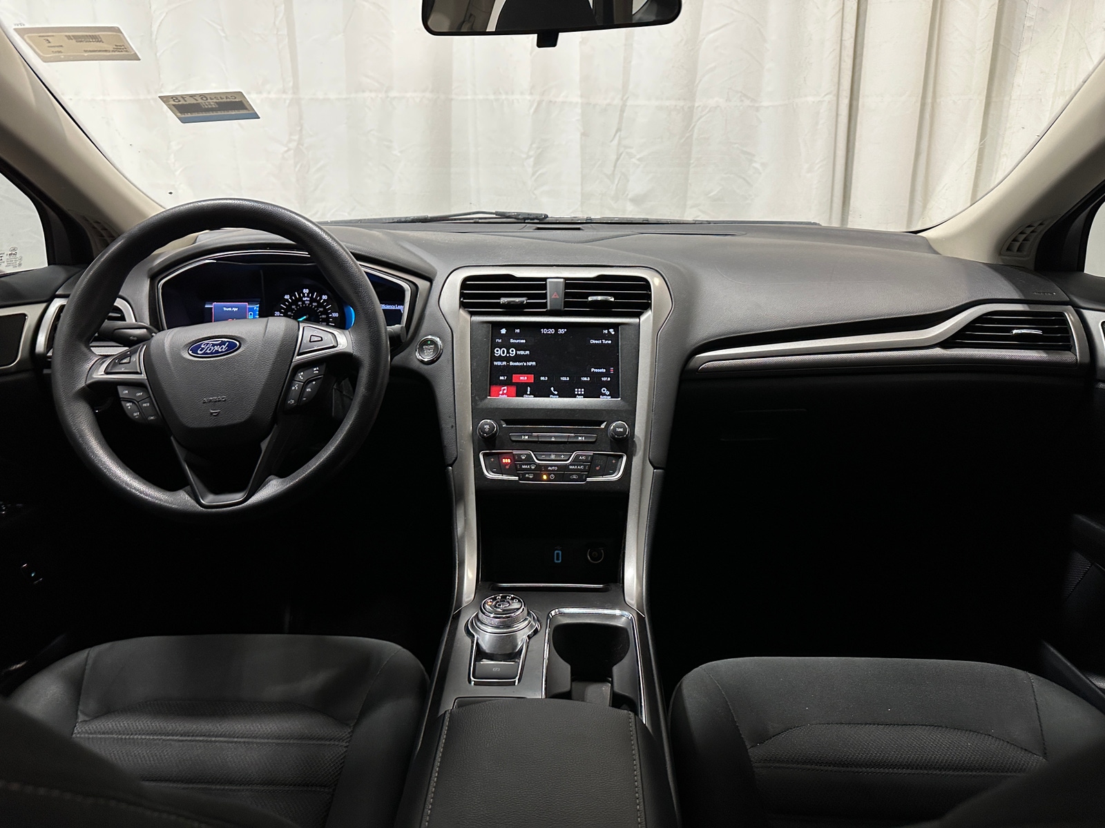 Thumbnail: 2017 Ford Fusion - 3