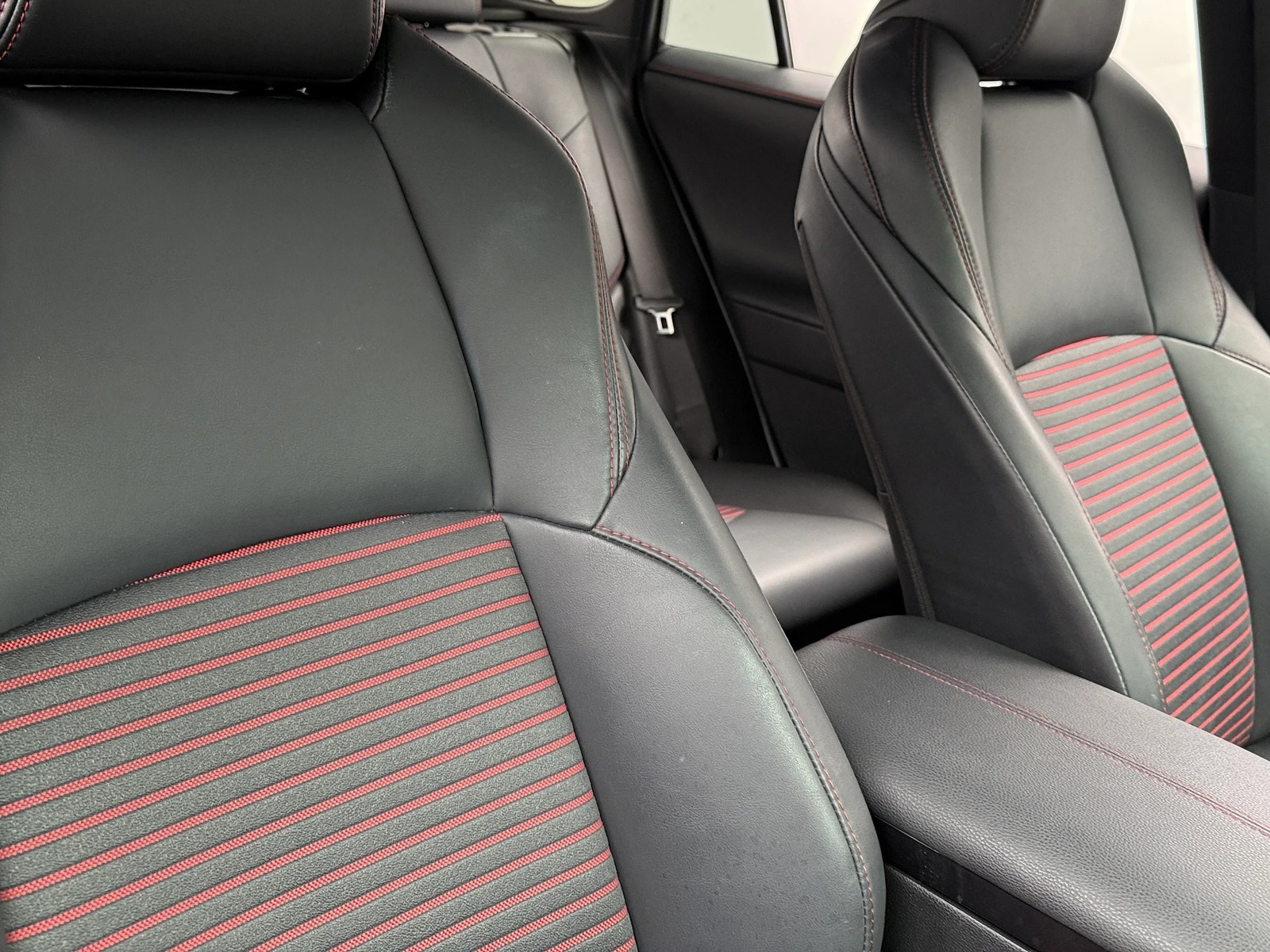 Thumbnail: 2023 Toyota RAV4 - 2