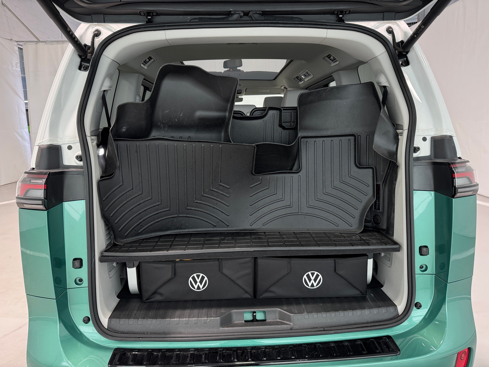 Thumbnail: 2025 Volkswagen ID.Buzz - 6