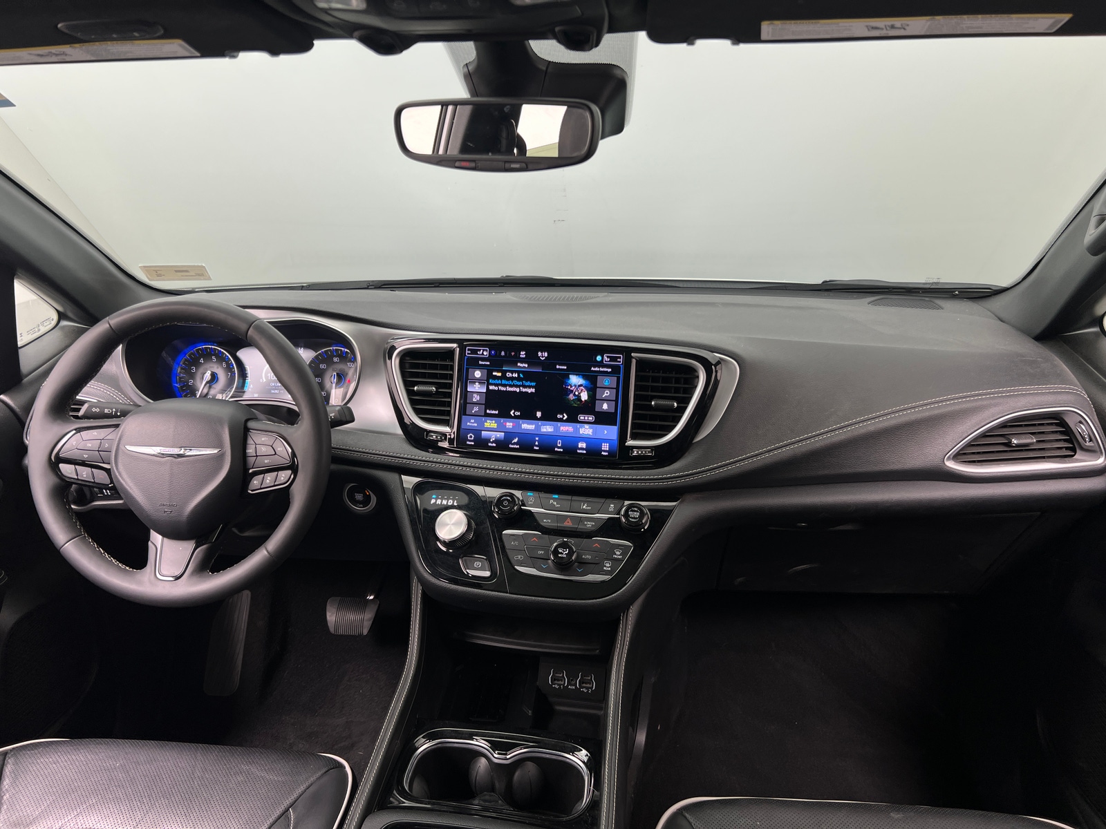 Thumbnail: 2025 Chrysler Pacifica - 2